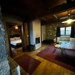 בקתה Forest House פלאיוס אגיוס אתנאסיוס