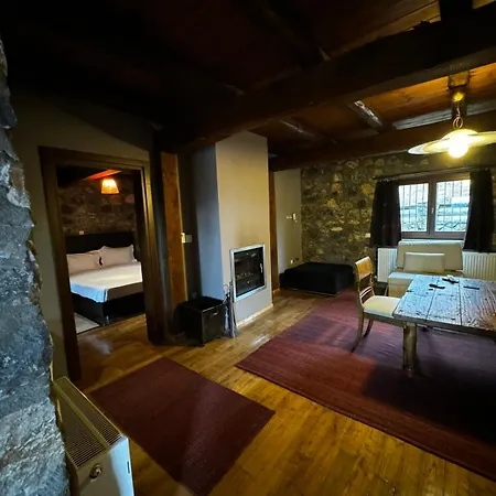 Chalet Forest House Agios Athanasios (Pella)